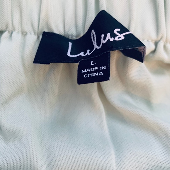 ✨NWT✨ Lulus Crysta Light Sage Embroidered off-the-shoulder Mini Dress,Size Large - Picture 10 of 10